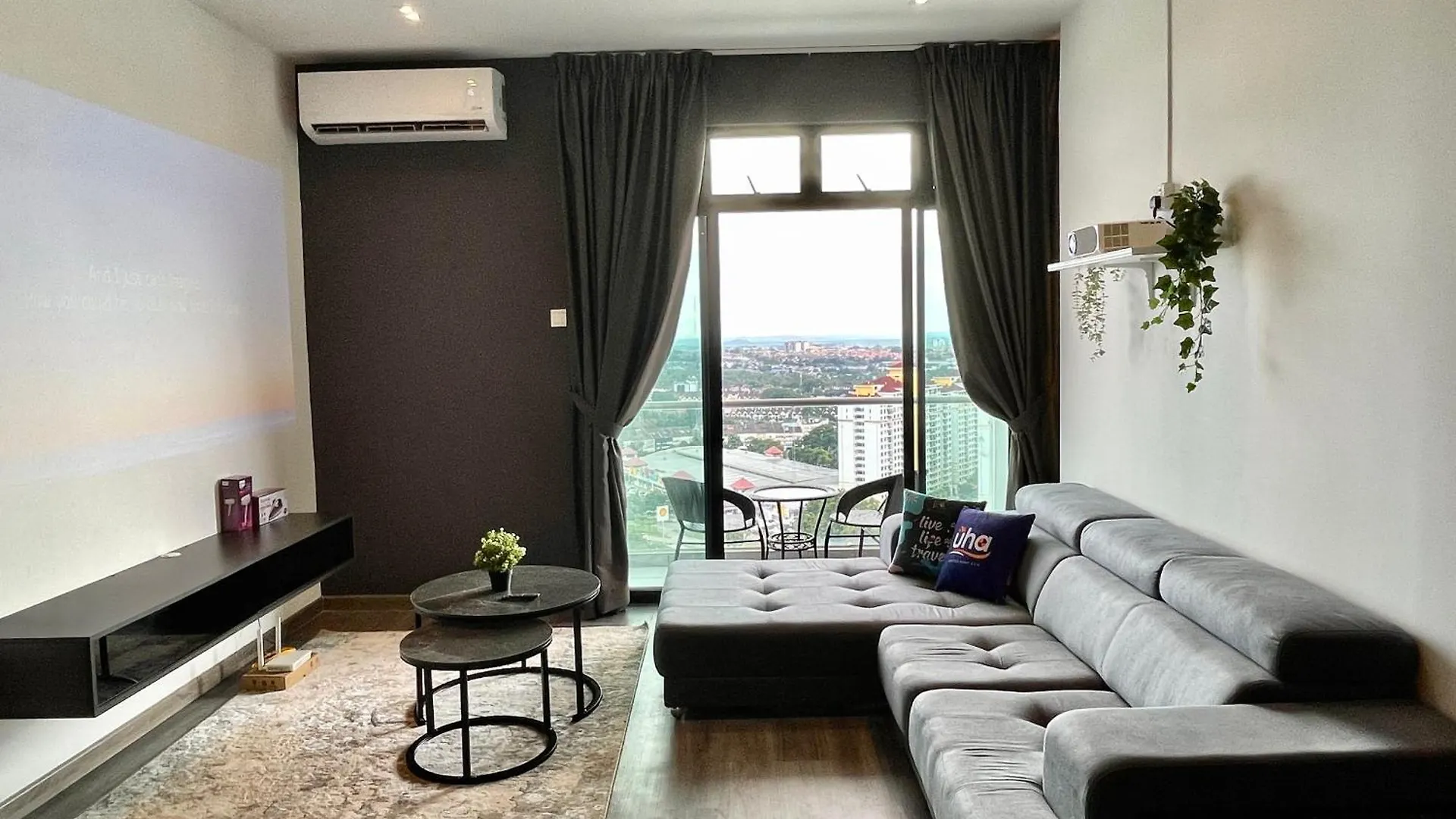 Apartment The Platino Skudai Near Paradigm Mall By Rr Jbcity Johor Bahru Ma­lay­sia